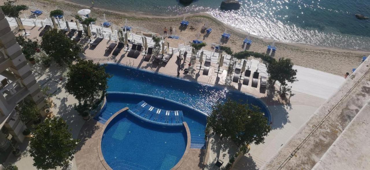Elegantz Apartments Lamer Varna Dış mekan fotoğraf